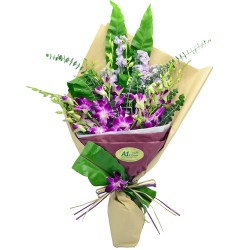 Exquisite 10-Piece Thailand Orchids Bouquet